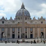 Ammirare San Pietro dal buco di una "Serratura"